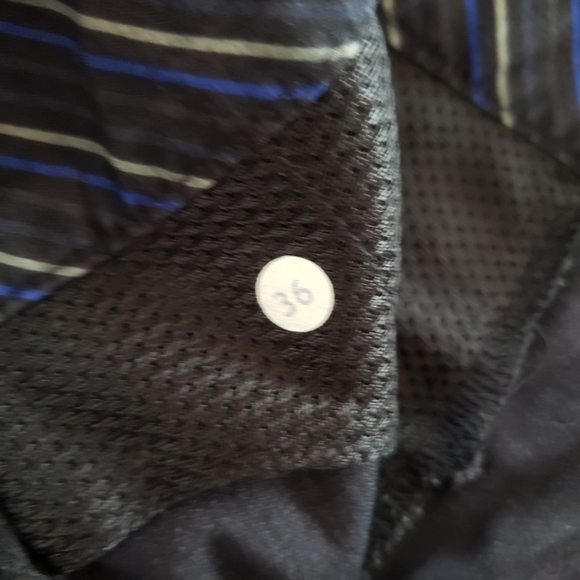 Lululemon – Technical Golf Pants - Picture 5 of 6